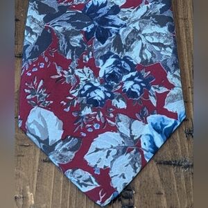 Essex Row floral tie